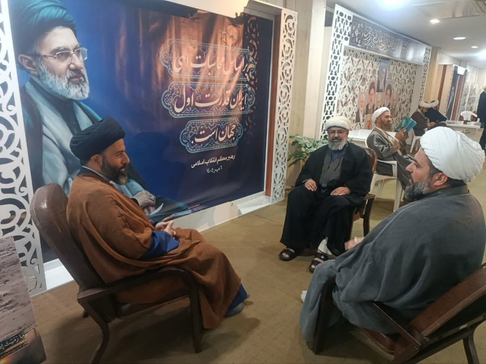 تأکید بر هم‌افزایی نهادهای دینی و انقلابی در نشست قرارگاهی بررسی مسائل فرهنگی منطقه با حضور ائمه جمعه مسجدسلیمان، اندیکا و لالی